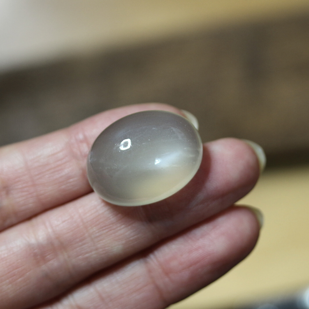 Snow Green Moonstone -35.5ct-